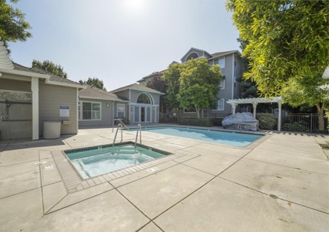 1982 W Bayshore Unit #237, East Palo Alto